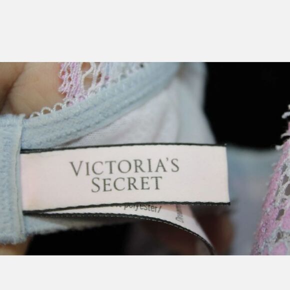 VICTORIA'S SECRET DREAM ANGEL PADDED PLUNGE LACE LAVENDAR GRAY 32D - Picture 8 of 9